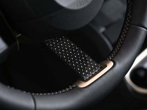 Used 2025 MINI Cooper Countryman S w/ Comfort Package Max image 14