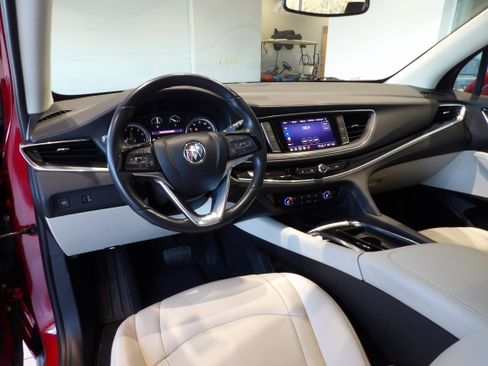 Used 2023 Buick Enclave Essence w/ Experience Buick Package image 17