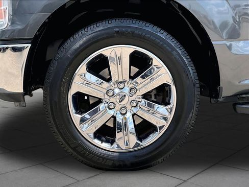 Used 2020 Ford F150 XLT w/ Equipment Group 302A Luxury RWD image 11