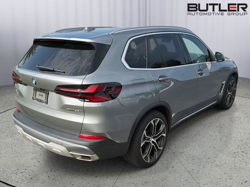 Used 2024 BMW X5 xDrive40i w/ Premium Package AWD/4WD image 7
