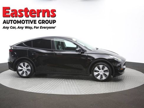 Used 2021 Tesla Model Y Long Range AWD/4WD image 39
