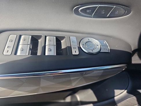 Used 2025 Genesis GV70 3.5T Sport w/ Sport Advanced Package image 12