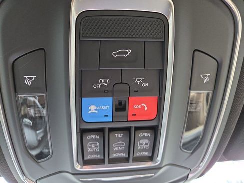 New 2026 Jeep Grand Cherokee Limited AWD/4WD image 27