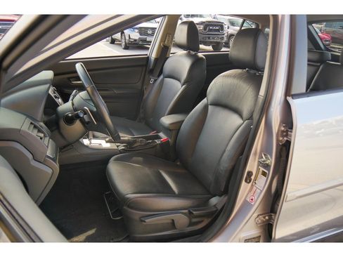 Used 2013 Subaru Crosstrek 2.0i Limited image 10