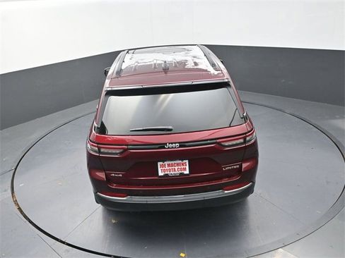 Used 2025 Jeep Grand Cherokee Limited w/ MOPAR Finishing Package image 24