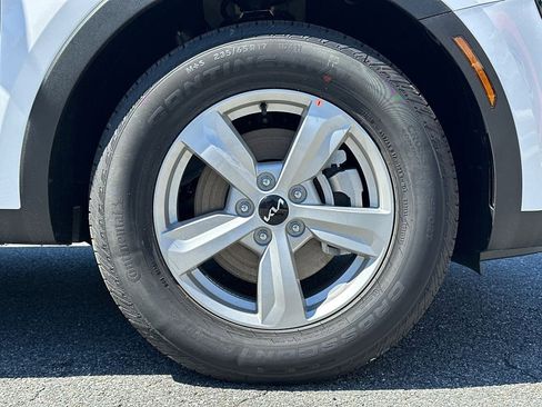 New 2026 Kia Sorento LX FWD image 12
