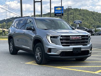 Used 2025 GMC Acadia Elevation