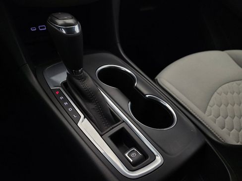 Used 2020 Chevrolet Equinox LT FWD image 26