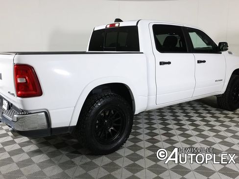 Used 2025 RAM 1500 Big Horn AWD/4WD image 5