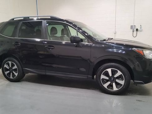 Used 2018 Subaru Forester 2.5i Limited w/ Popular Package #2 AWD/4WD image 8