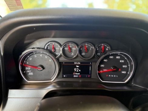 Used 2019 Chevrolet Silverado 1500 LT w/ Texas Edition image 27