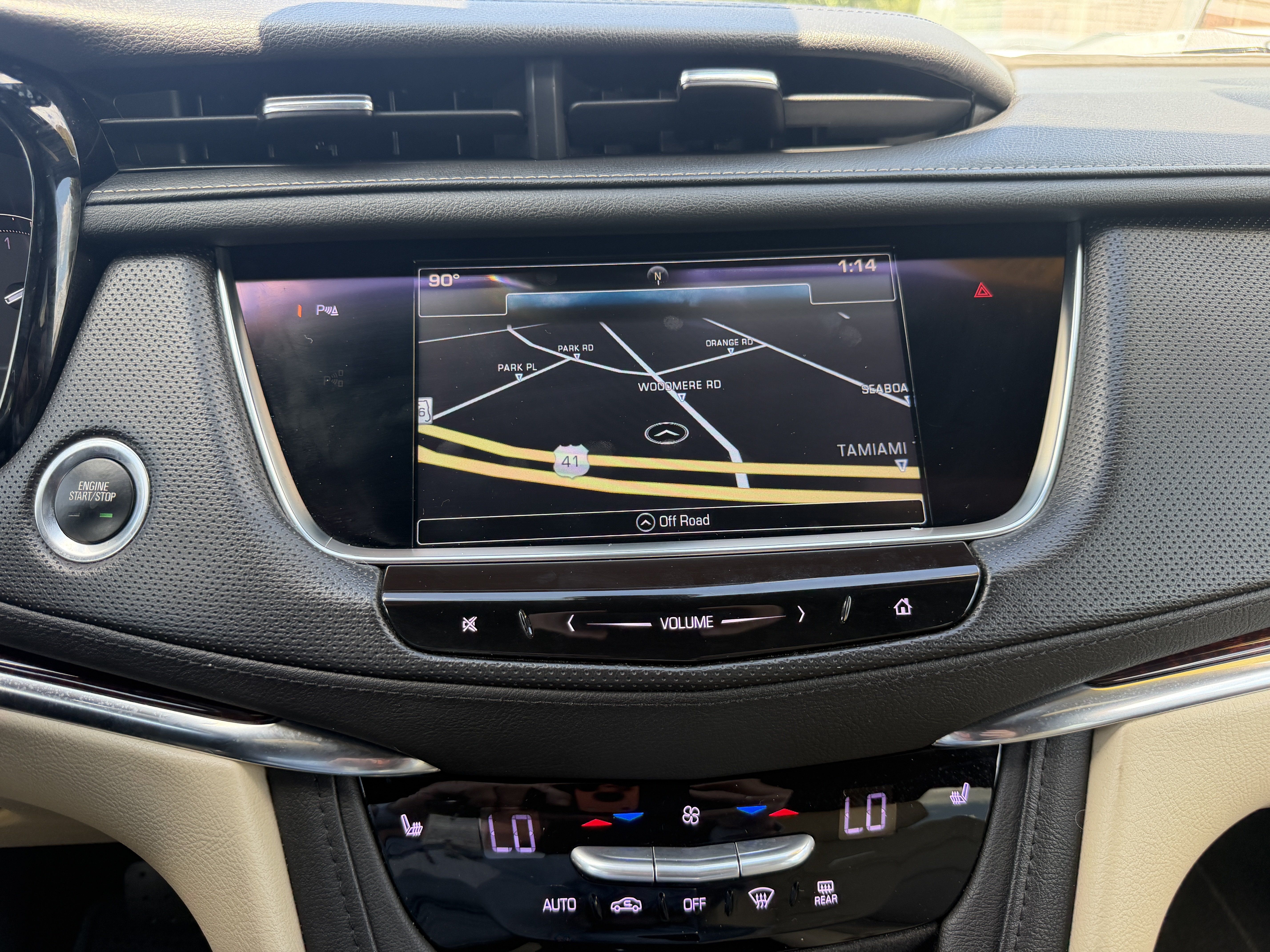 Used 2017 Cadillac XT5 Luxury w/ Driver Awareness Package FWD image 20