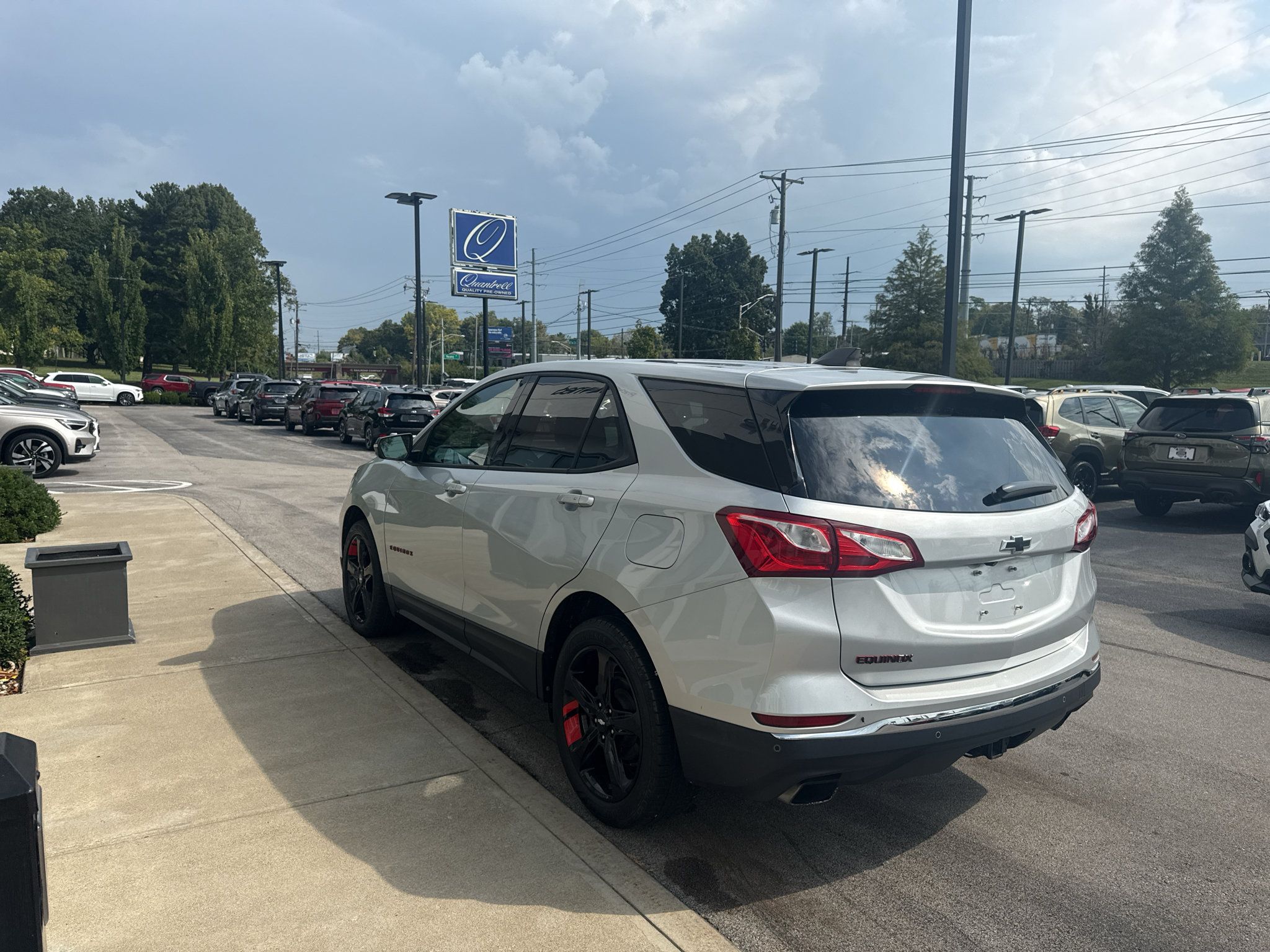 Used 2019 Chevrolet Equinox LT FWD image 5