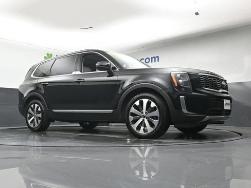 Used 2021 Kia Telluride EX w/ EX Premium Package AWD/4WD image 29