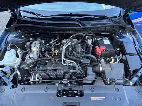Used 2025 Nissan Altima 2.5 SV FWD image 32