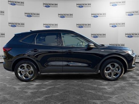 Used 2025 Ford Escape ST-Line image 6
