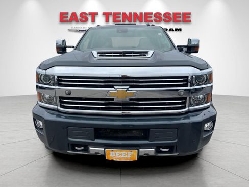 Used 2017 Chevrolet Silverado 3500 High Country w/ Duramax Plus Package image 9