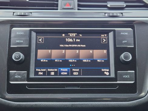 Used 2023 Volkswagen Tiguan S image 12