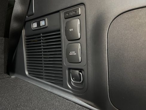 New 2025 Ford Expedition Tremor image 40