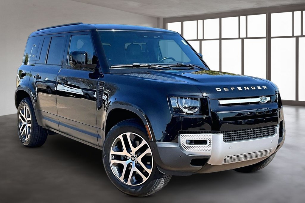 Used 2024 Land Rover Defender 110 S AWD/4WD image 11