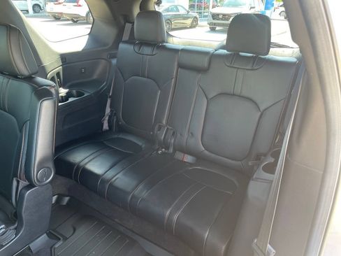 Certified 2025 Honda Pilot TrailSport image 13