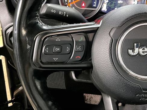 Used 2021 Jeep Wrangler Unlimited Sport AWD/4WD image 17