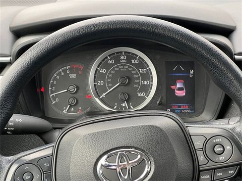 Certified 2022 Toyota Corolla LE image 16