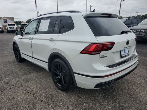Used 2023 Volkswagen Tiguan SE R-Line FWD image 6