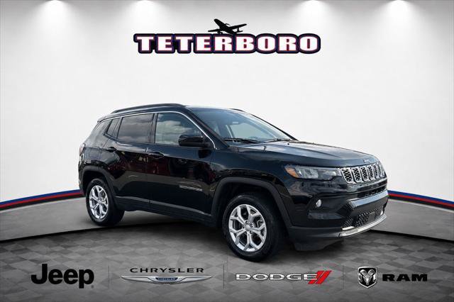 Certified 2024 Jeep Compass Latitude AWD/4WD image 1