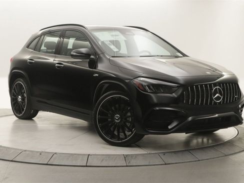 New 2026 Mercedes-Benz GLA 35 AMG 4MATIC image 1
