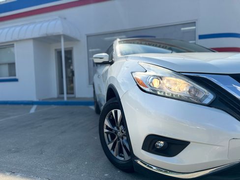 Used 2017 Nissan Murano SL image 6