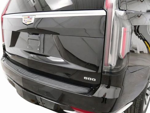 Used 2021 Cadillac Escalade Premium Luxury Platinum image 15