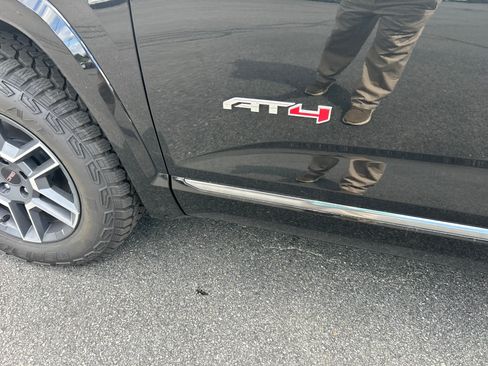New 2026 GMC Terrain AT4 w/ Technology Package II AWD/4WD image 3
