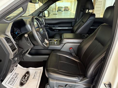 Used 2021 Ford Expedition Max XLT AWD/4WD image 9