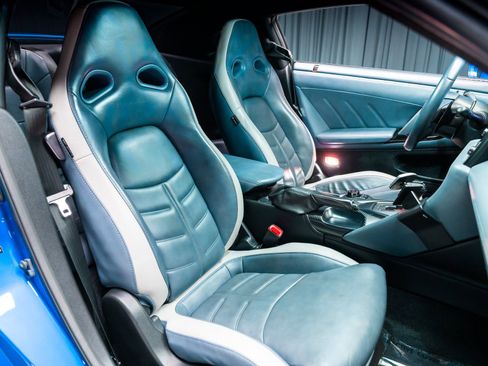 Used 2020 Nissan GT-R Premium AWD/4WD image 62