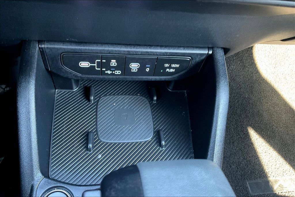 Used 2025 Kia K4 EX FWD image 16