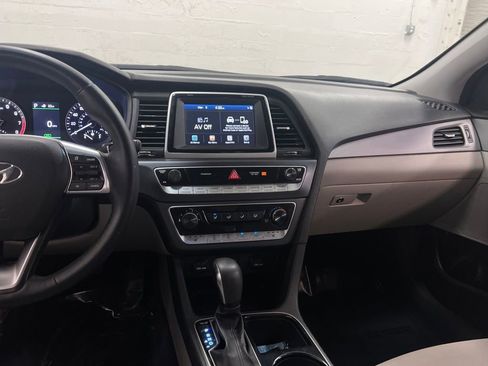 Used 2018 Hyundai Sonata SEL image 19