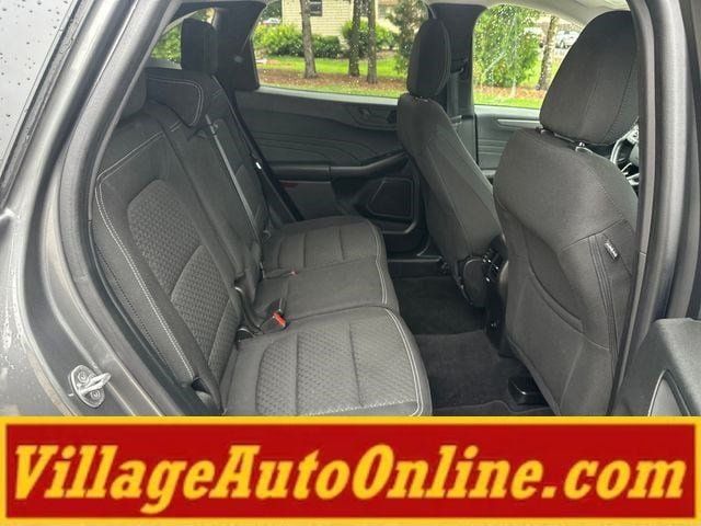 Used 2023 Ford Escape Active AWD/4WD image 41