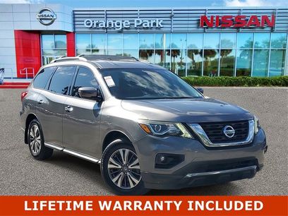 Used 2017 Nissan Pathfinder SV