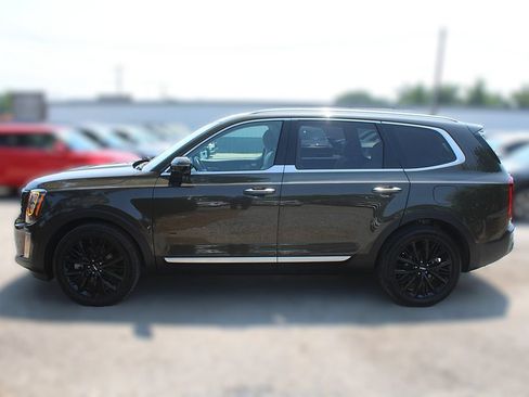 Certified 2022 Kia Telluride SX w/ SX Prestige Package AWD/4WD image 15