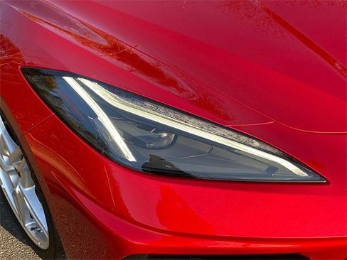 Used 2021 Chevrolet Corvette Stingray image 4