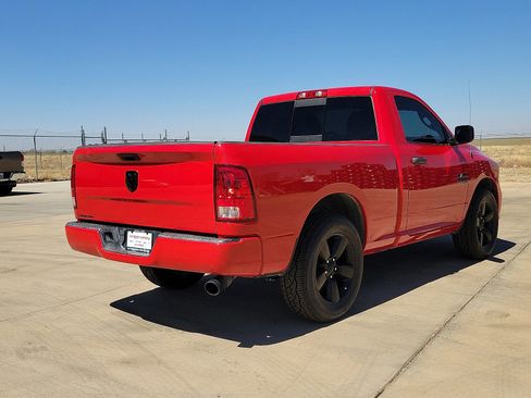 Used 2019 RAM 1500 Express w/ Express Value Package image 4