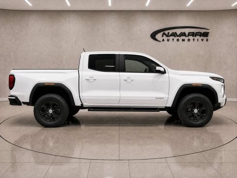 Used 2024 GMC Canyon Elevation w/ Elevation Premium Package RWD image 9