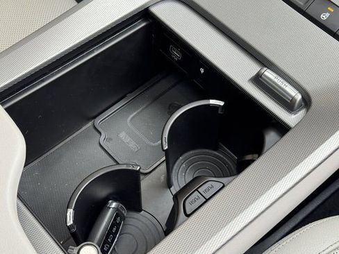 Used 2021 Hyundai Palisade SEL w/ Premium Package image 23