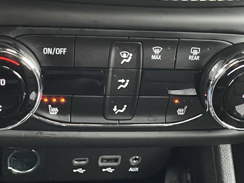 Used 2023 Chevrolet TrailBlazer ACTIV w/ Convenience Package image 28