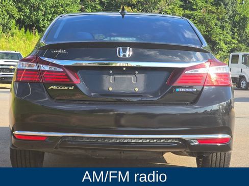 Used 2017 Honda Accord Hybrid Sedan image 3