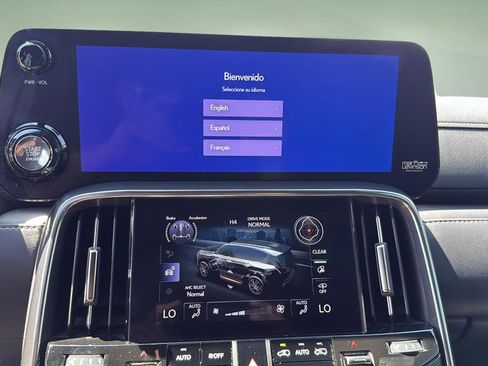 Used 2023 Lexus LX 600 4WD w/ Appearance Package image 30