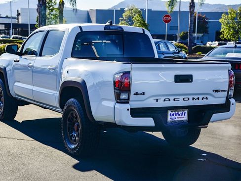 Used 2017 Toyota Tacoma TRD Pro image 6