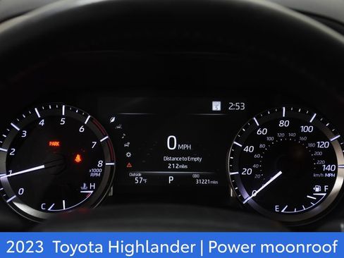 Certified 2023 Toyota Highlander XLE image 11