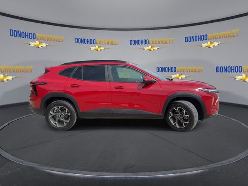 New 2026 Chevrolet Trax LT FWD image 12